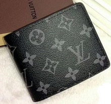 Load image into Gallery viewer, Louis Vuitton Iconic Monogram Men&#39;s Wallet
